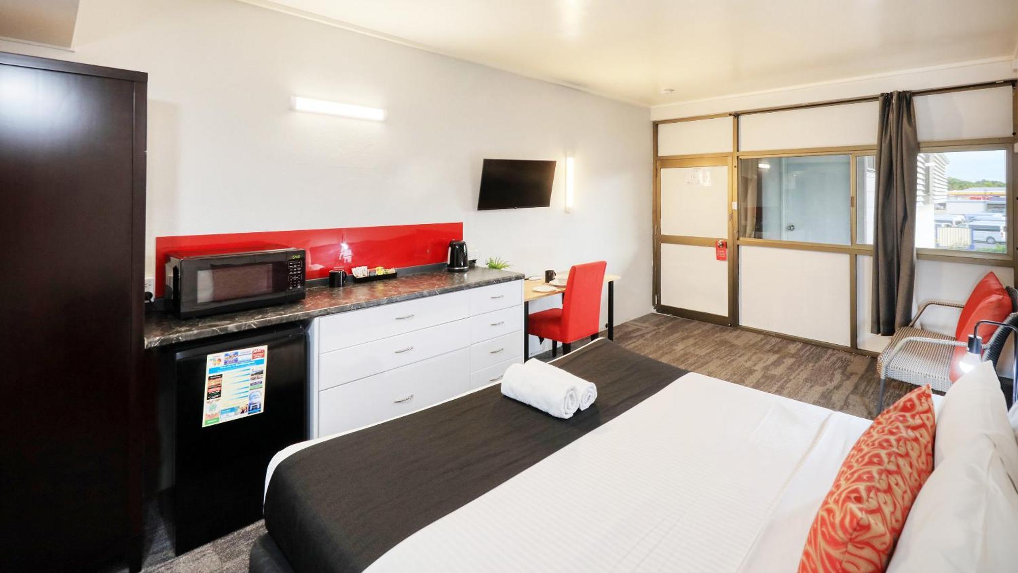Tropical Gateway Motor Inn Rockhampton Eksteriør bilde