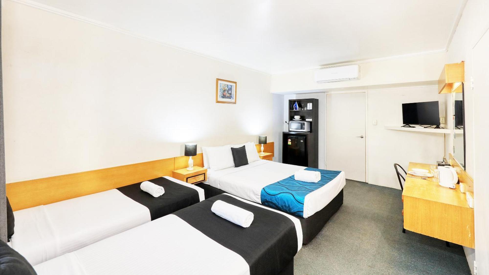 Tropical Gateway Motor Inn Rockhampton Eksteriør bilde