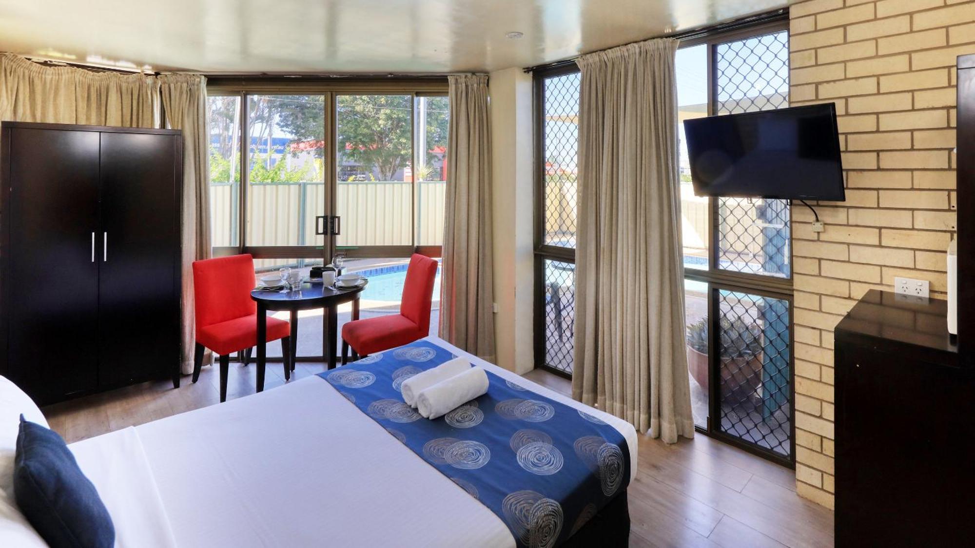 Tropical Gateway Motor Inn Rockhampton Eksteriør bilde