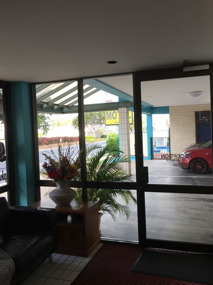 Tropical Gateway Motor Inn Rockhampton Eksteriør bilde