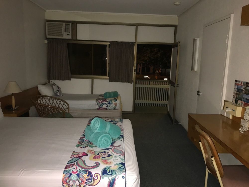 Tropical Gateway Motor Inn Rockhampton Eksteriør bilde