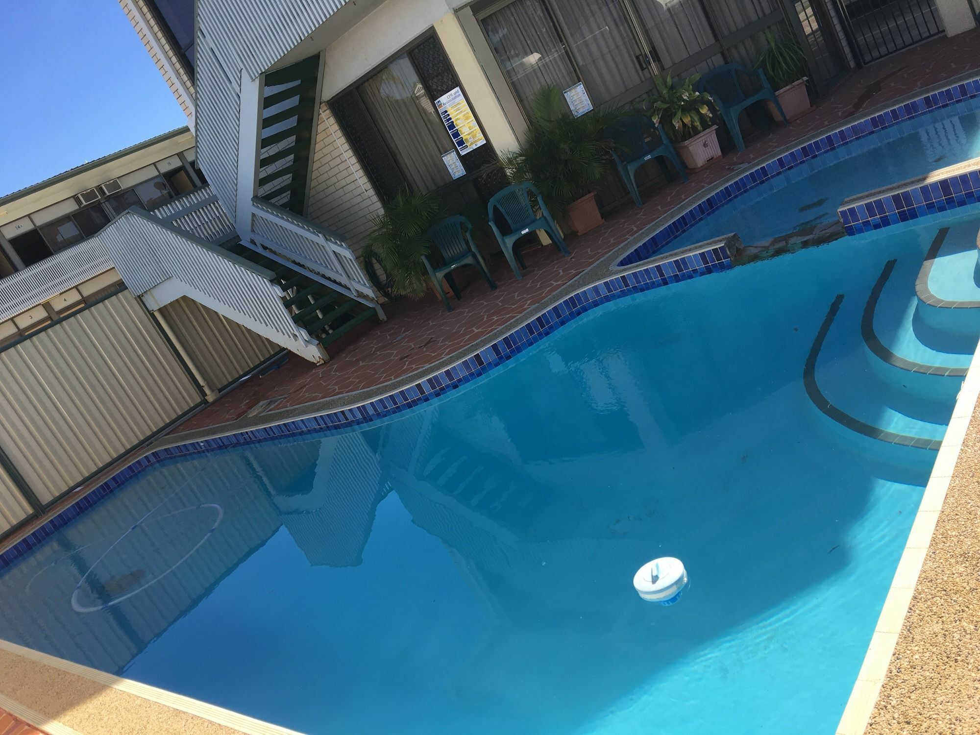 Tropical Gateway Motor Inn Rockhampton Eksteriør bilde